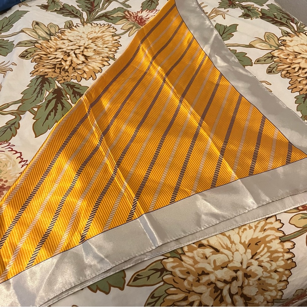 Vintage scarf - golden striped polyester 27 x 27
